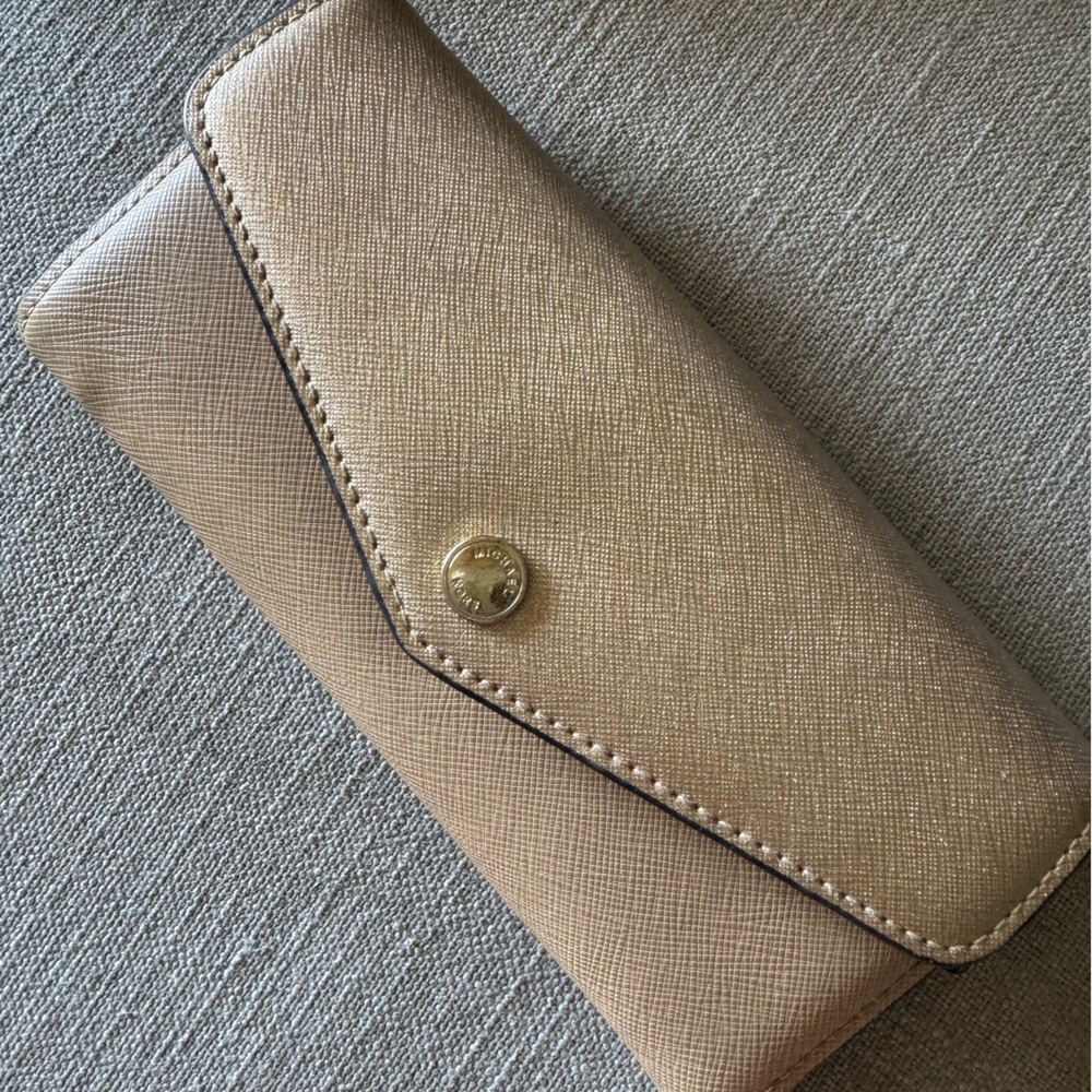 Michael Kors tan and gold wallet